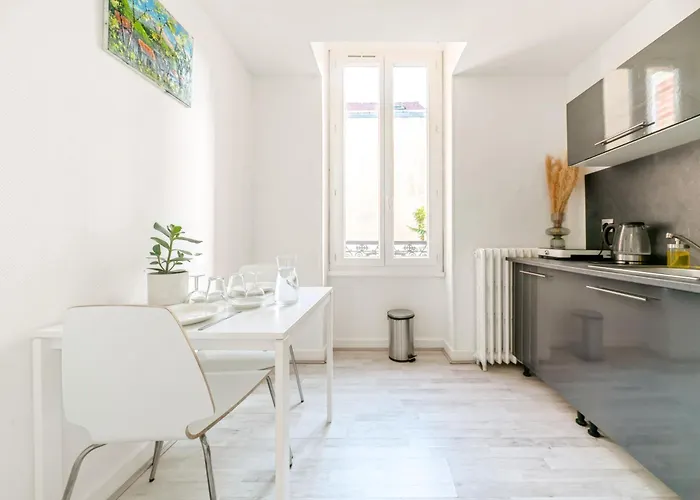 Apartamento Vichéia - 2 *